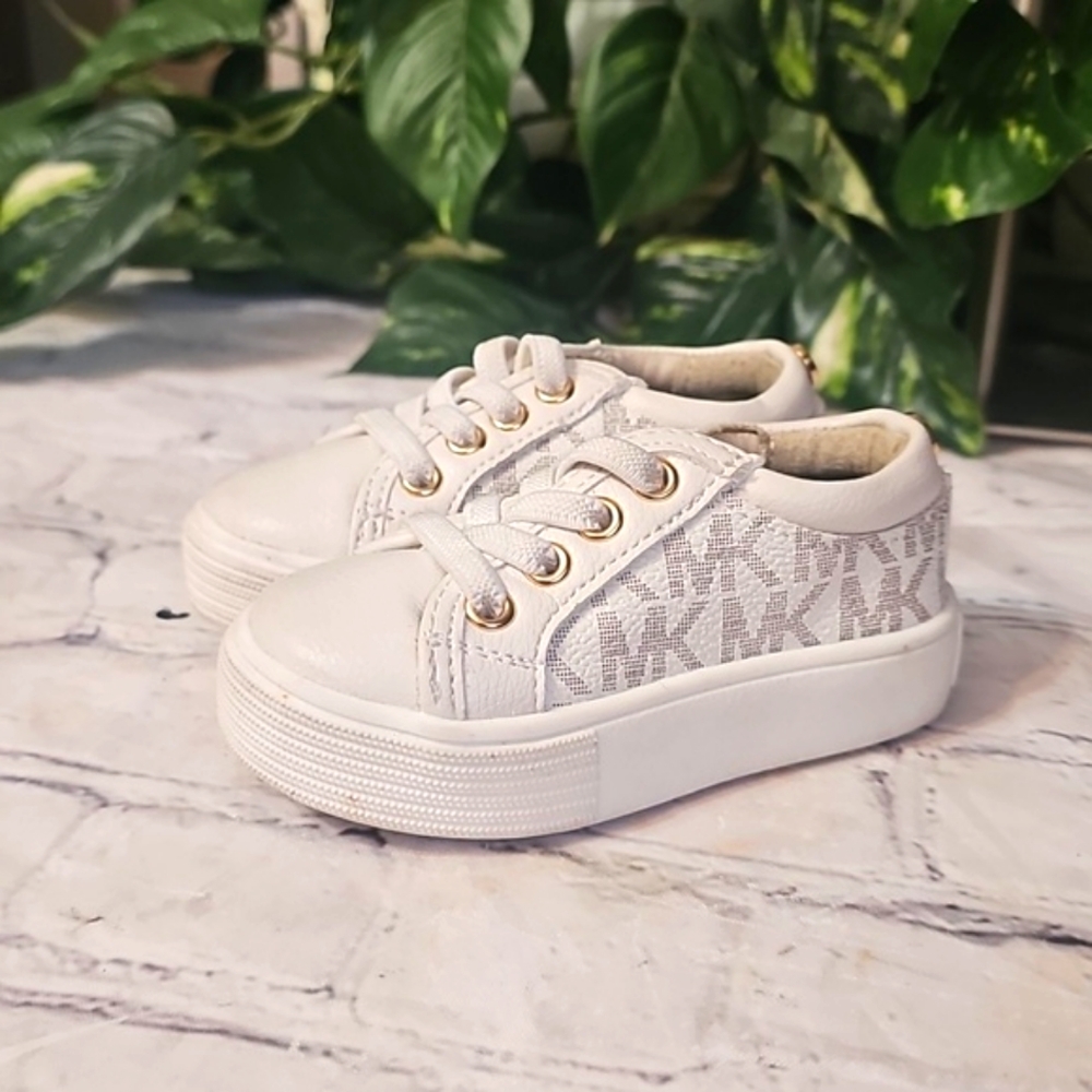Michael Kors Signature Kids Sneakers 2
